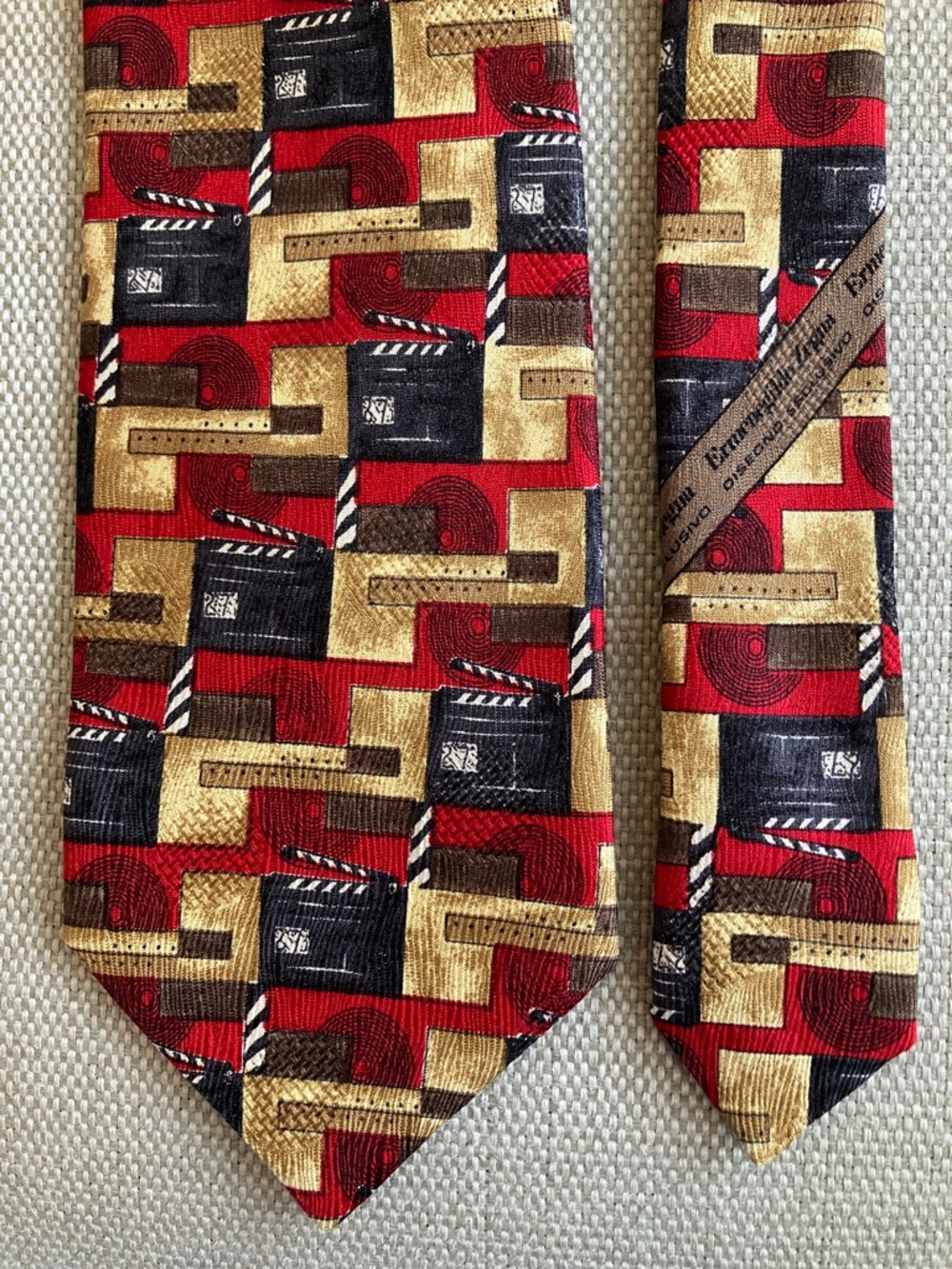 Vintage Ermenegildo Zegna silk tie, movie cinematic  theme, red, gold & black